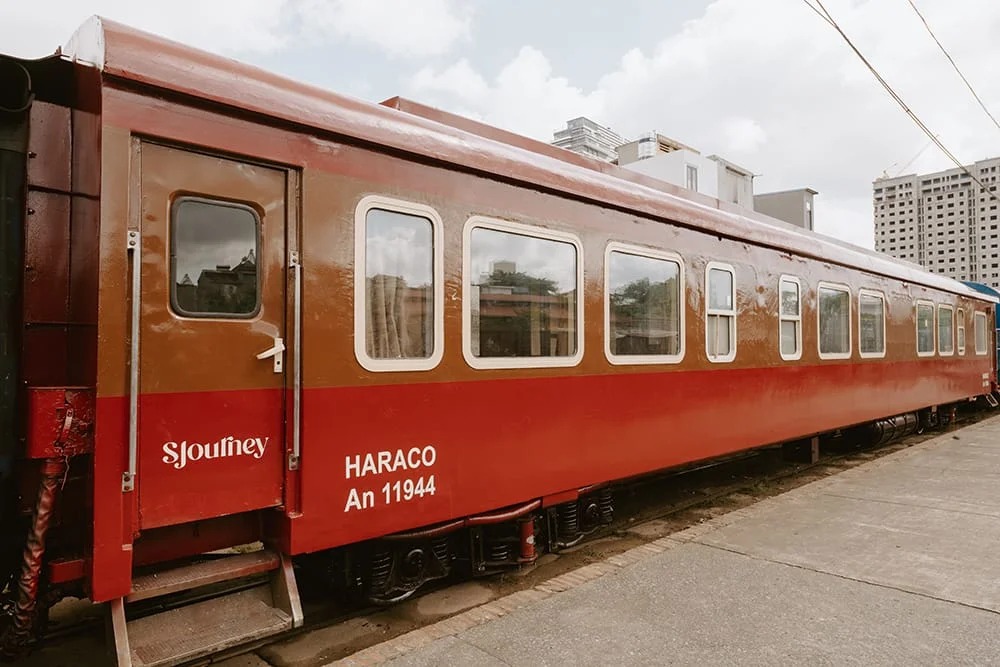 SJourney HARACO carriage exterior in Hanoi